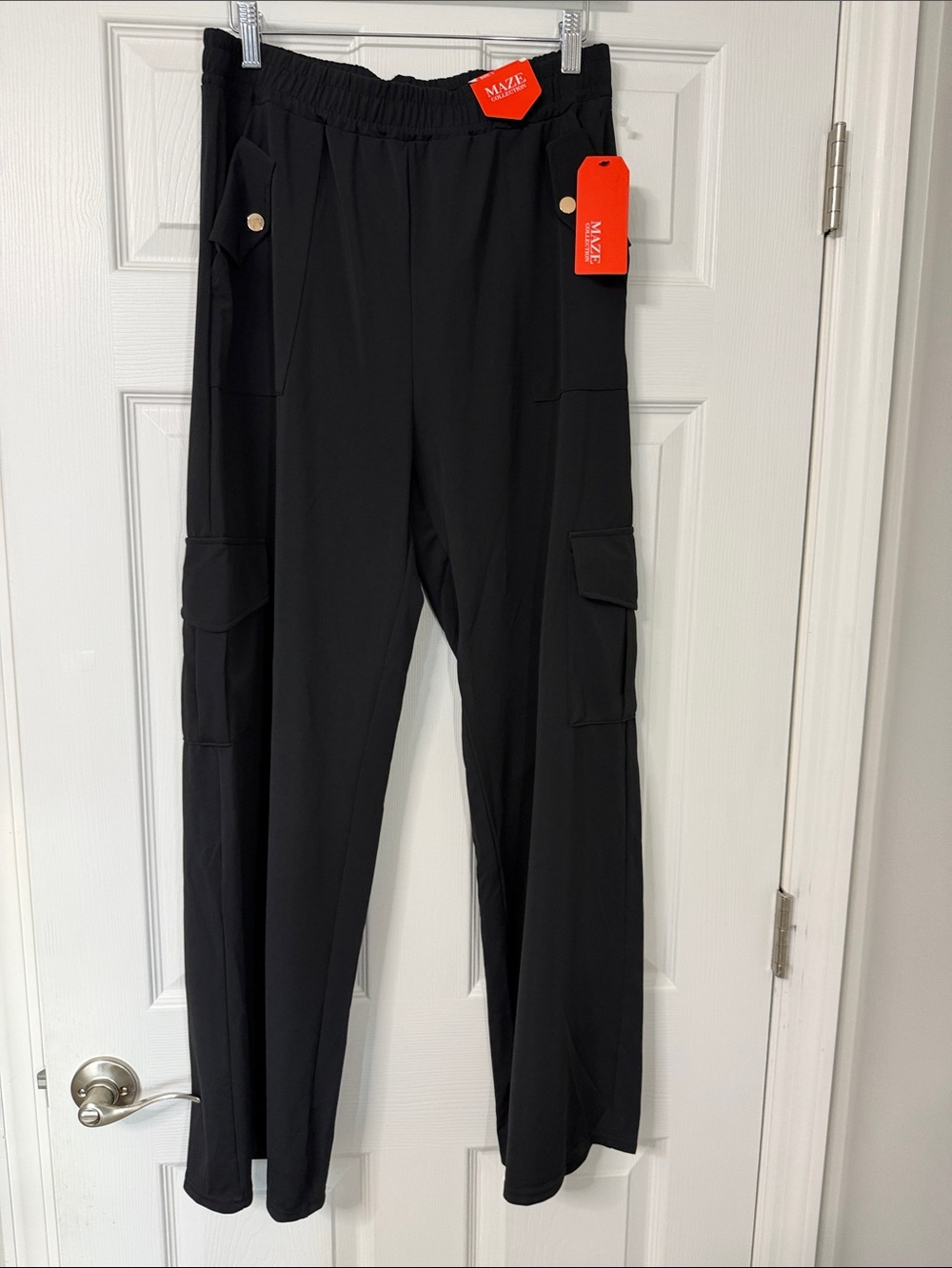 MAZE Black Wide-Leg Cargo Pants with Elastic Waist